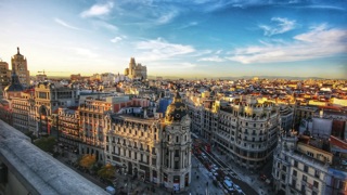 Europäische Stadtansicht mit historischer Architektur